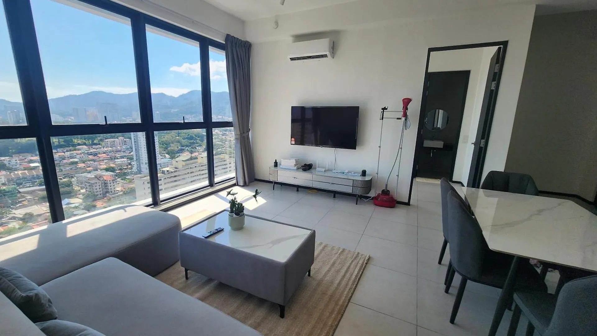 Urban Suites - Penang Jelutong 0*,